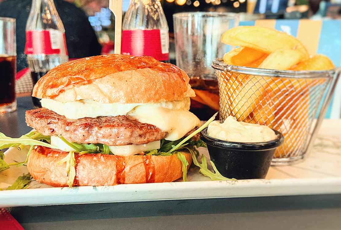 Pikachu Burger – Bizarre Diverse Bar, Banja Luka